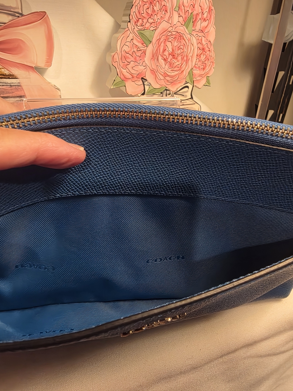 COACH Blue & Pink Leather Zip Pouch - Picture 7 of 7